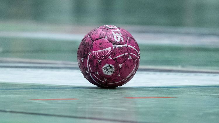 Im Handball ist abseits der Platte derzeit Vieles im Argen.