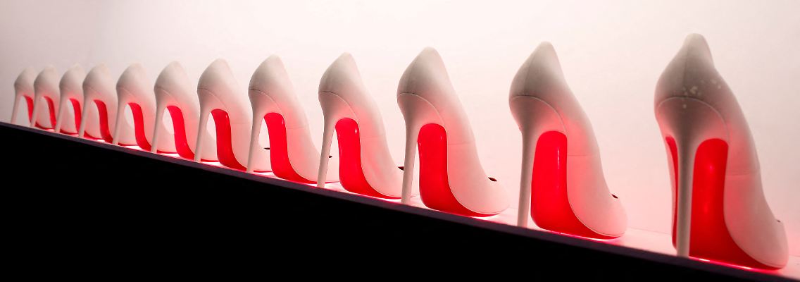 2022-12-22T101918Z_952478461_RC2XAY9GA7SX_RTRMADP_3_EU-COURT-LOUBOUTIN.JPG