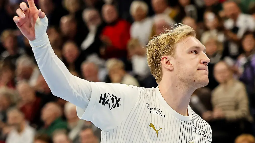 Kiels-Eric-Johansson-jubelt-nach-einem-Tor-Die-Kieler-haben-am-Donnerstag-gegen-die-Rhein-Neckar-Loewen-gespielt