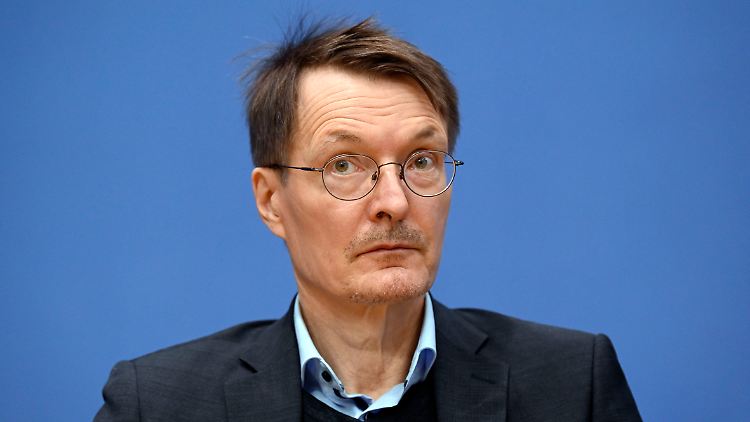 Hat sich die Wohnung in Berlin bisher mit seiner erwachsenen Tochter geteilt: Bundesgesundheitsminister Karl Lauterbach.