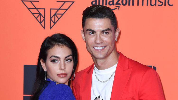 Ein Geschenk für die Garage: Georgina Rodriguez und Cristiano Ronaldo sind seit 2016 liiert. 