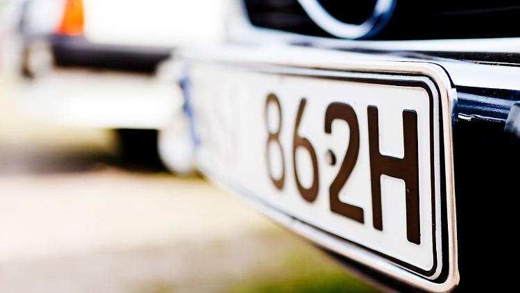 Ein H-Kennzeichen bringt Vorteile - unter anderem erlaubt es das Fahren in Umweltzonen auch ohne grüne Plakette.