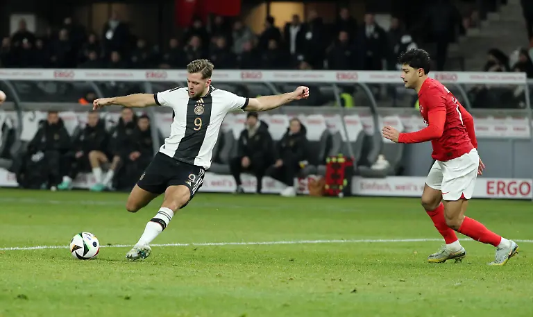 5bd77e9bdec9fbf6f1fb7fad9d4389ae