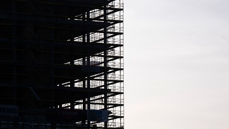 "Aktuell wird noch das fertig gebaut, was in der Pipeline ist. Und dann wird es immer weniger werden. Es ist ein brutaler Stopp, aber mit Ansage", warnt der GdW. 
