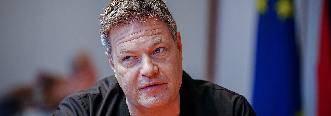 389217110.jpg