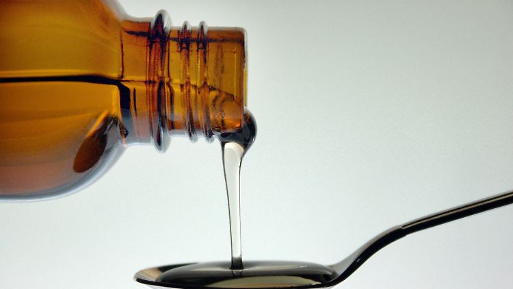 Der Hustensaft soll die giftige Chemikalie Ethylenglykol enthalten haben.