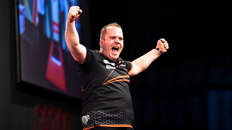 Knapper kann man bei der Darts-WM nicht gewinnen: Dirk van Duijvenbode