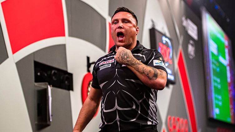 Gut gebrüllt, glanzlos gewonnen: Gerwyn Price ist ins Viertelfinale der Darts-WM eingezogen.