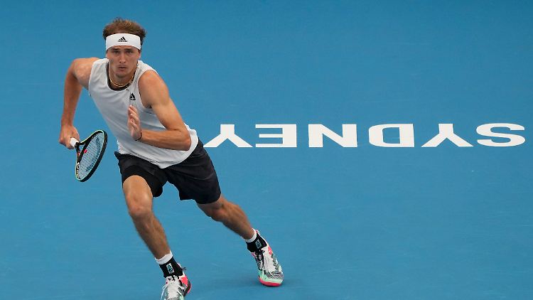 Alexander Zverev ist zurück, verliert aber überraschend deutlich.