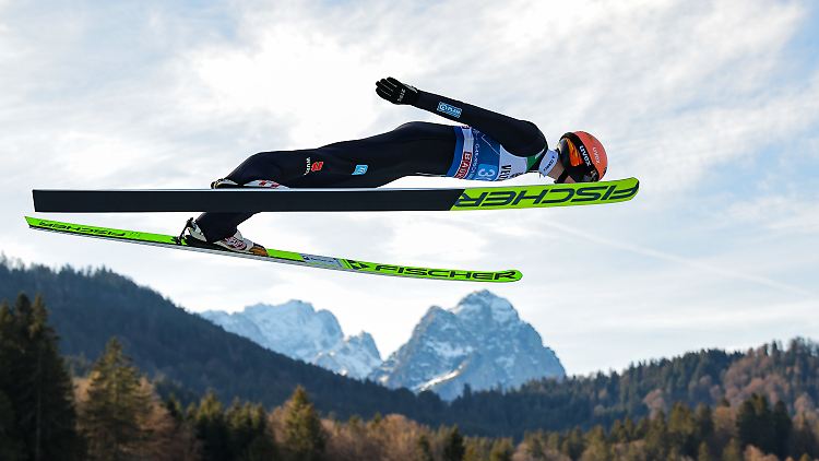 Karl Geiger kam mit Weiten von 131,5 und 131 Metern nicht über Rang elf hinaus.