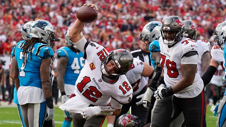 Deckel drauf: Tom Brady läuft zum entscheidenden Touchdown.