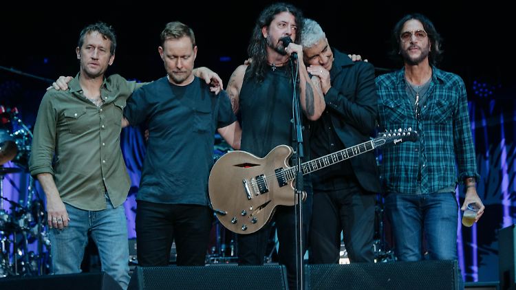 Die Zeit der Trauer soll bald enden: Foo Fighters.