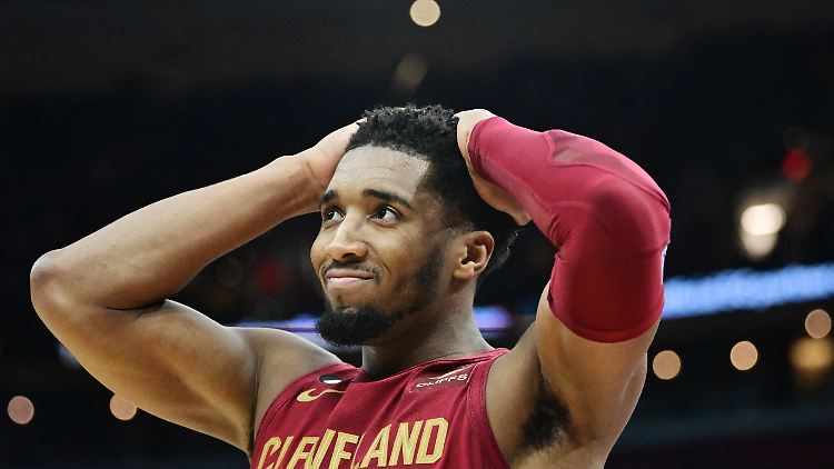 Donovan Mitchell staunt über seine eigene Leistung.