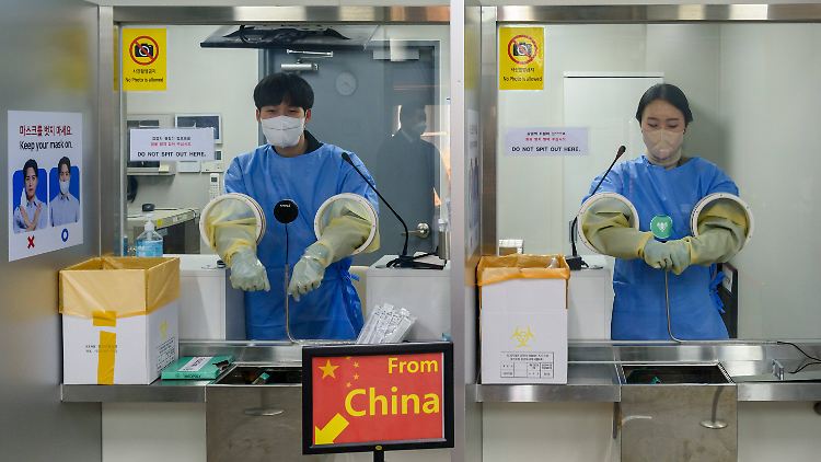 China vermutet hinter den strengeren Testverfahren für Reisende eine politische Agenda.