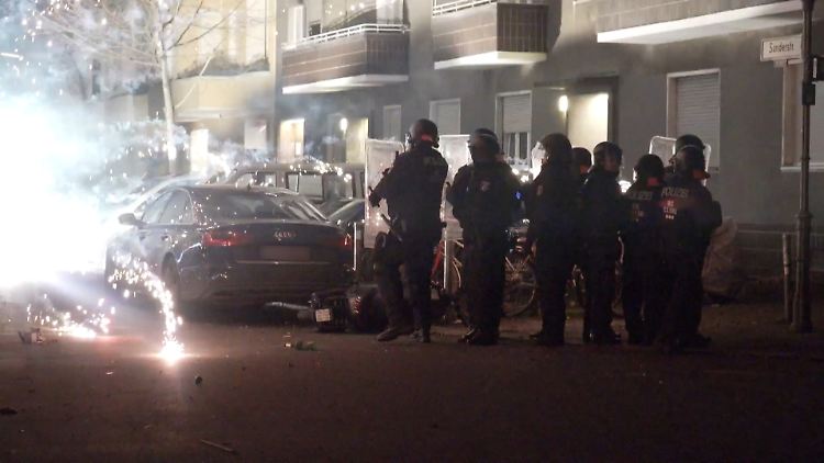 Silvester in Berlin, glücklicherweise nicht im Viertel des Kolumnisten. 