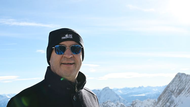 In Bayern wäre so etwas nicht passiert: Söder bei einem Termin auf der Zugspitze. 