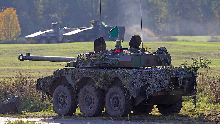 Ein leichter Panzer des Typs AMX-10 RC: Es ist das erste Mal, dass Panzer westlicher Bauart an die Ukraine geliefert werden.