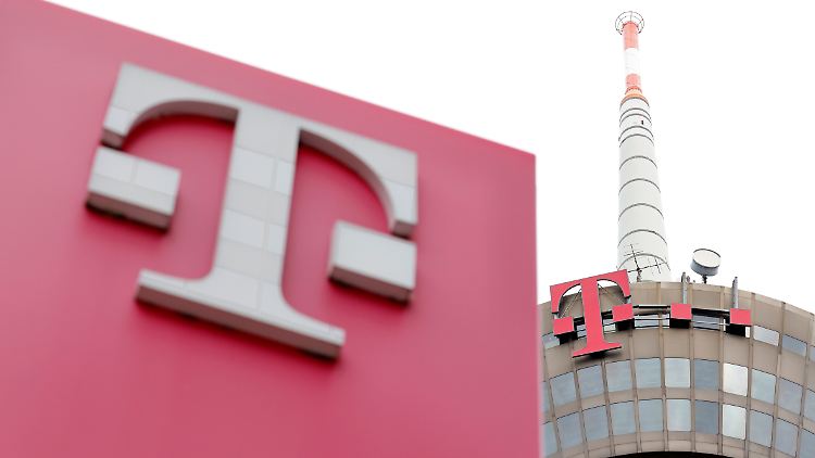 Sensible Daten im Internet: Auch gesetzliche Transparenzpflichten - etwa der Telekom - sollten laut Verfassungsschutz kritisch geprüft werden. 
