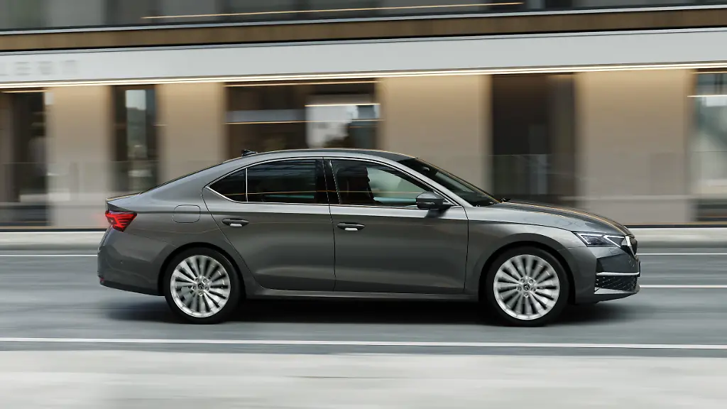 Skoda-Octavia-2024-SE