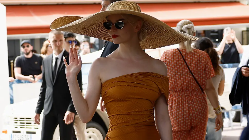 62a16a7f1b1b7617bde22460262989eb