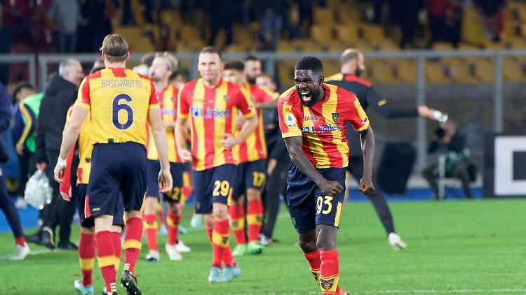 Samuel Umtiti wollte nicht, dass das Spiel abgebrochen wird.
