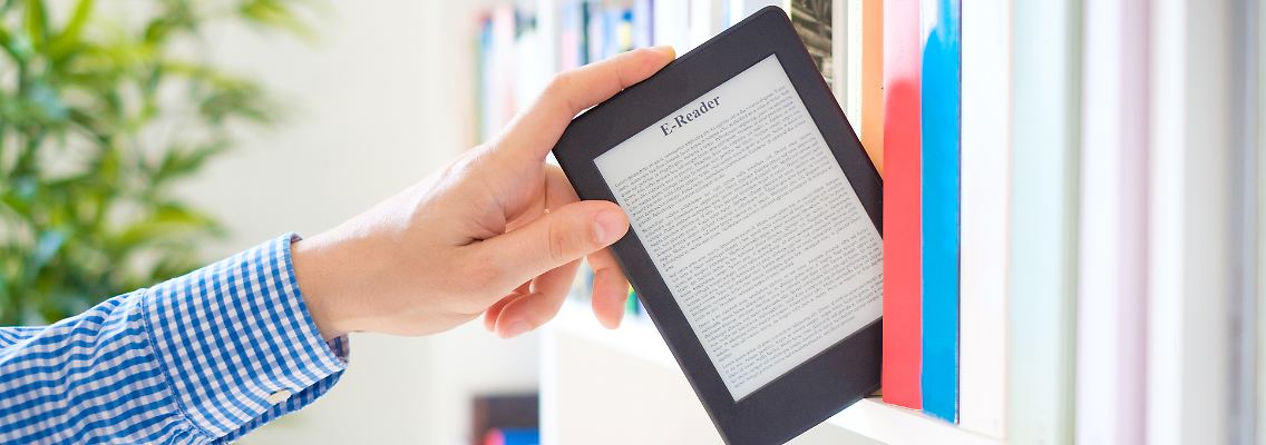 eBook-Reader: PocketBook gegen Kindle und Tolino im Test.