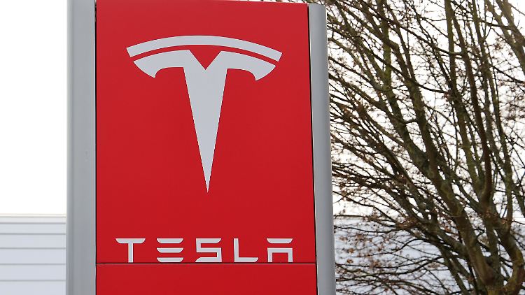 Teslas Flug-Ambitionen entpuppen sich erst mal als Luftnummer.