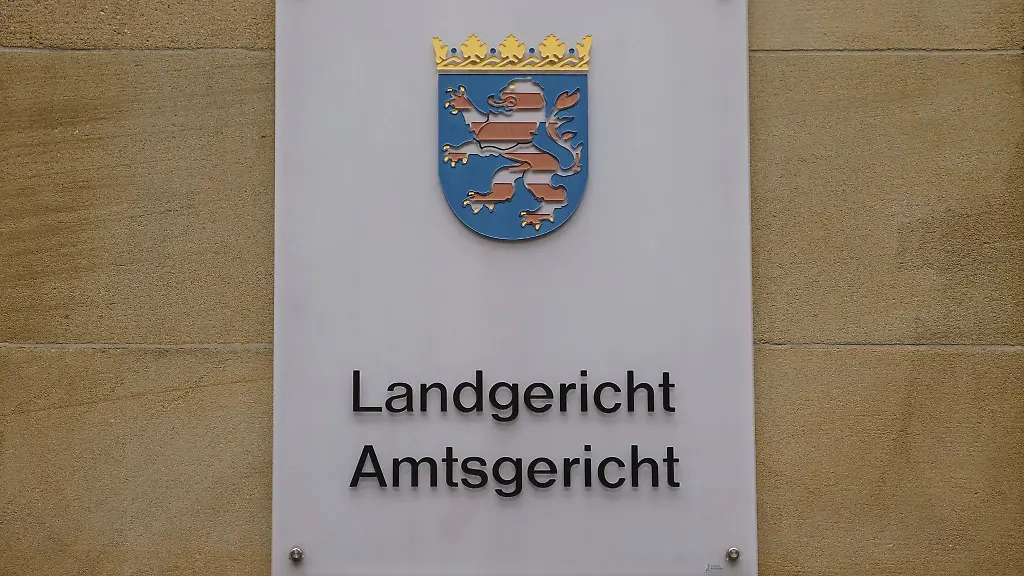 Das-Land-und-Amtsgericht-Frankfurt
