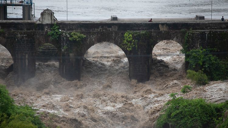 Durch El Niño steigt die Wahrscheinlichkeit für starke Regenfälle, Überschwemmungen und Dürren.
