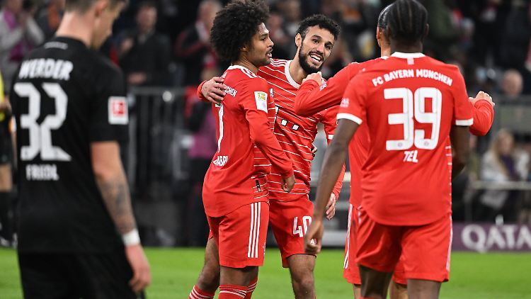 Der FC Bayern muss einen weiteren Ausfall verkraften.