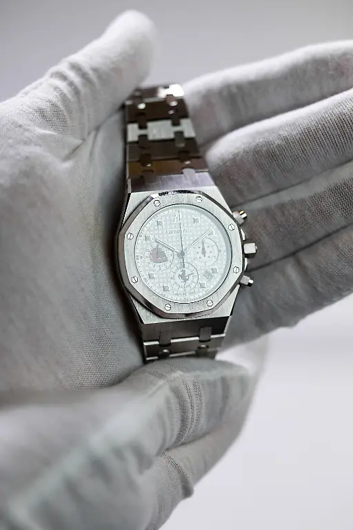 2024-05-09T162947Z-156874609-RC22N7AXZU0Z-RTRMADP-3-PEOPLE-SCHUMACHER-WATCHES