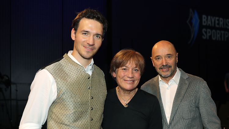 Felix Neureuther mit seinen Eltern Rosi Mittermaier und Christian Neureuther.