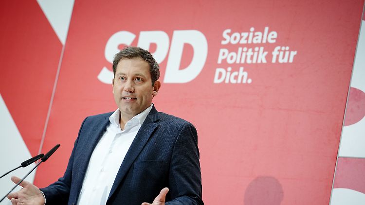 "Jetzt rücken Verteilungsfragen in den Mittelpunkt": SPD-Chef Klingbeil will trotz der Krisen massiv investieren.