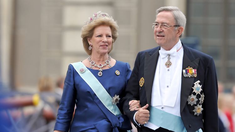 Konstantin II. zusammen mit seiner Ehefrau Anne-Marie.