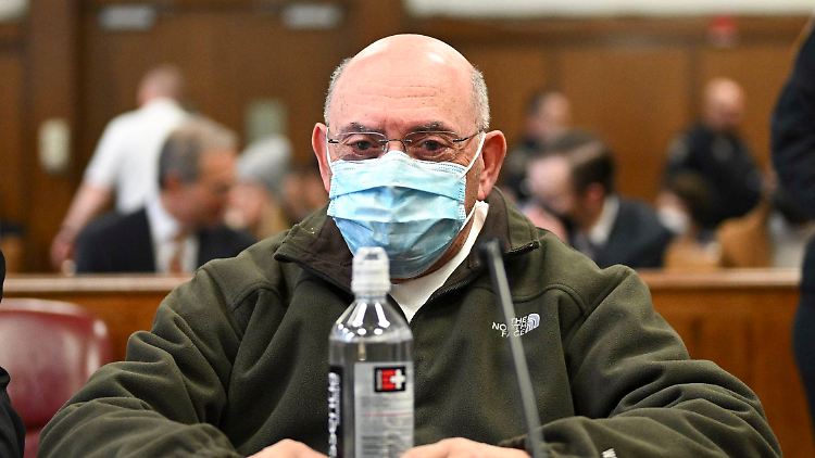 Mit seinem Geständnis ist Weisselberg einer möglichen Haftstrafe von bis zu 15 Jahren entgangen.