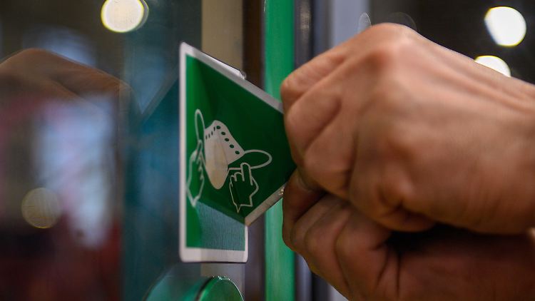 Neun Bundesländer haben ein Ende der Maskenpflicht im Nahverkehr bereits angekündigt oder umgesetzt.