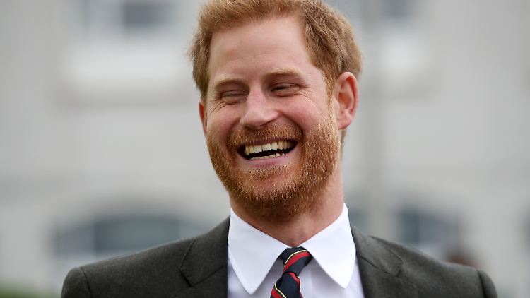 Die Memoiren von Prinz Harry verkaufen sich prächtig. 