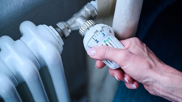 Auf die Höhe der CO2-Abgabe bei ihren Heizkosten haben Mieter nur über das eigene Heizverhalten Einfluss. Der energetische Zustand des Gebäudes liegt in den Händen des Eigentümers.