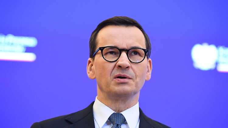Polens Ministerpräsident Mateusz Morawiecki sprach von einem "schwierigen Kompromiss".