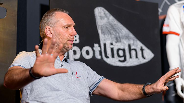 Christian Schwarzer verstört mit seinen Aussagen.