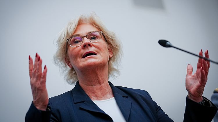 Zahlreiche Politiker werden als Nachfolger Lambrechts gehandelt.