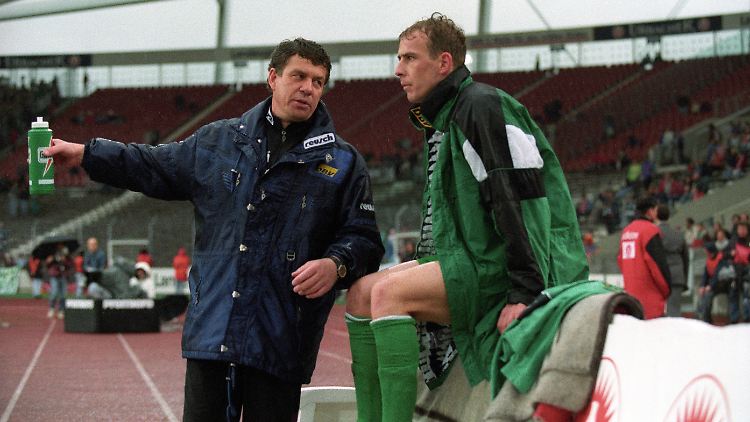 Mit Werder gewannen Rehhagel und Basler 1994 den DFB-Pokal und 1995 die Vizemeisterschaft in der Bundesliga.