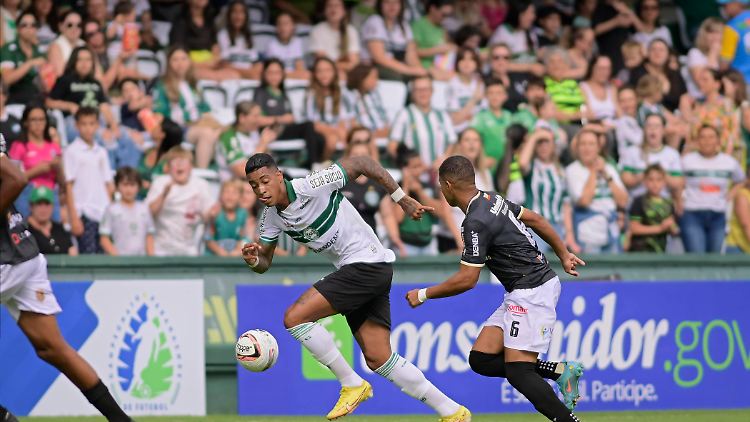 Den Siegtreffer für Coritiba erzielte Alef Manga - aber das geriet fast schon zur Nebensache.