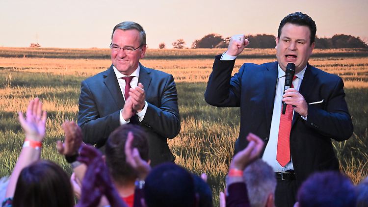Zwei Niedersachsen am Werk: Verteidigungsminister in spe Boris Pistorius und Arbeitsminister Hubertus Heil.
