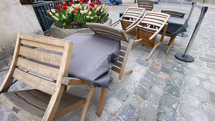 Für viele junge Menschen ist die Arbeit in Restaurants und Cafés nicht attraktiv genug.