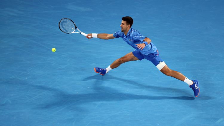 Djokovic kämpft um seinen zehnten Titel in Melbourne.