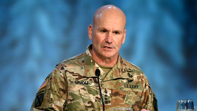 Könnte Russland NATO-Territorium angreifen, weil der Westen Kiew Kampfpanzer liefert?  US-General Cavoli schätzt die Gefahr nicht als hoch ein. 