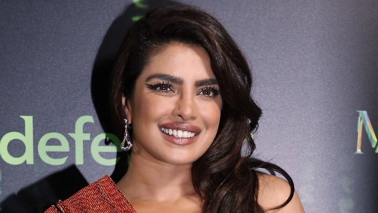 Von Bollywood nach Hollywood: Chopra wurde 2000 zur schönsten Frau der Welt gekürt