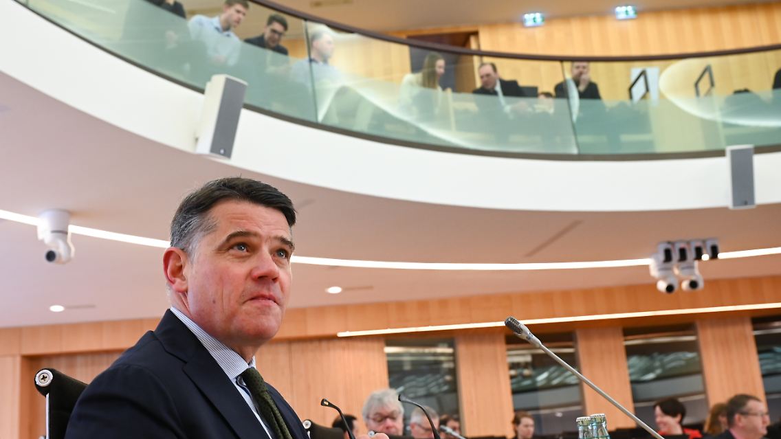 Ministerpräsident Boris Rhein hat als Zeuge im Lübcke-Untersuchungsausschuss des Hessischen Landtags ausgesagt.