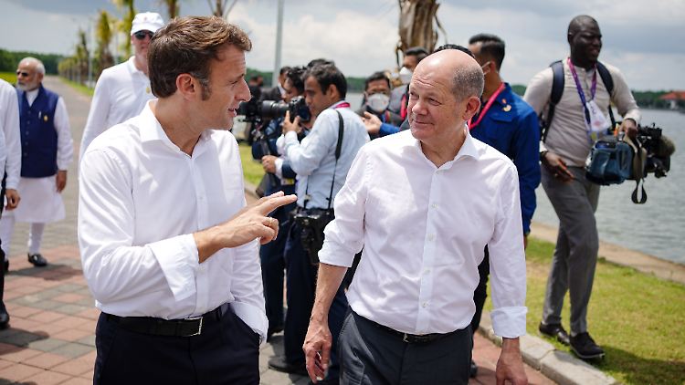 Die angestrebte geopolitische Stärke bemesse sich nicht nur in militärischen Mitteln, erklären Macron und Scholz.